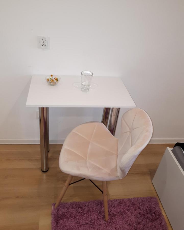 Apartamenty Centrum Panoramiczna Mala Dwojka Swan Labedz Promenada Klimatyzacja Lodowa Кельце Экстерьер фото